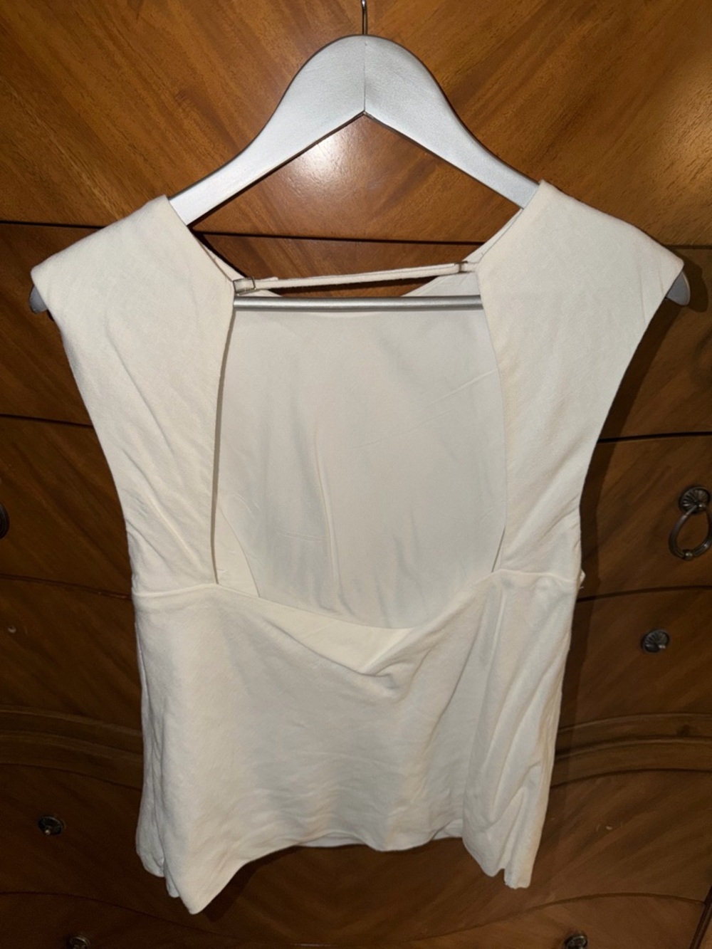 Abercrombie Sleeveless White Linen Blend Top - Picture 2 of 5